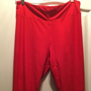 SOLID RED LLR leggings!